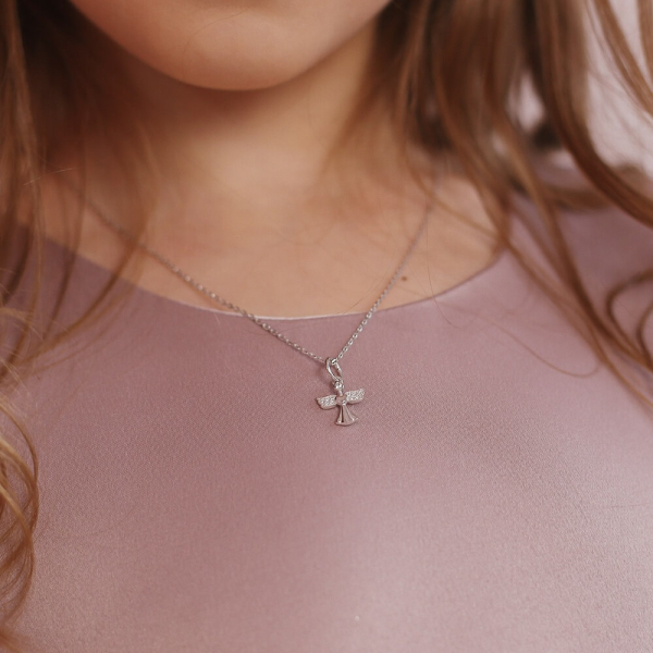 Ангел з фіанітами